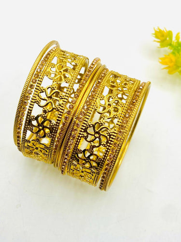 Bangles With Choriyan Sets